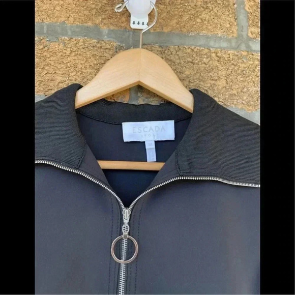 ESCADA SPORT LACE SHEER SLEEVE
JACKET 38/8 - Picture 2 of 2